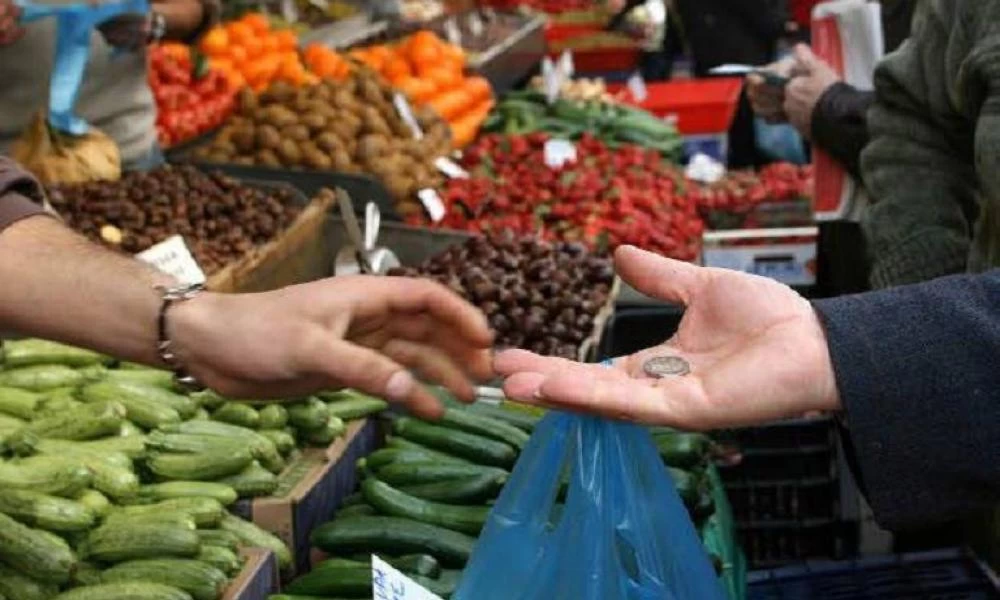 Λαϊκές αγορές: Θύελλα αντιδράσεων από Πατούλη και Τζιτζικώστα στο νομοσχέδιο Γεωργιάδη